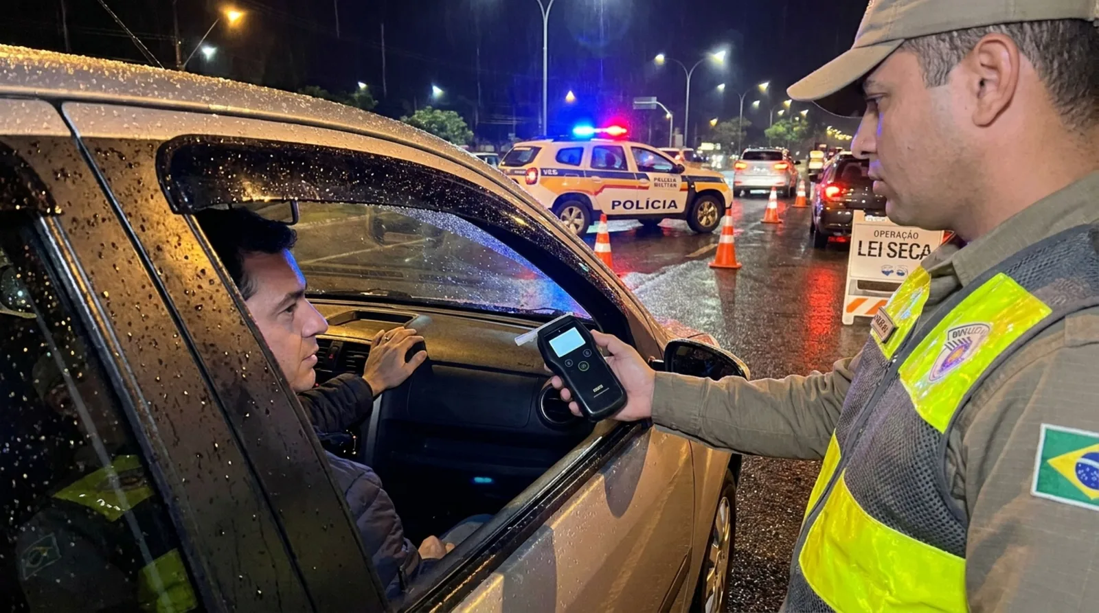 Recusar o bafômetro pode gerar multa e suspensão mesmo sem teste positivo