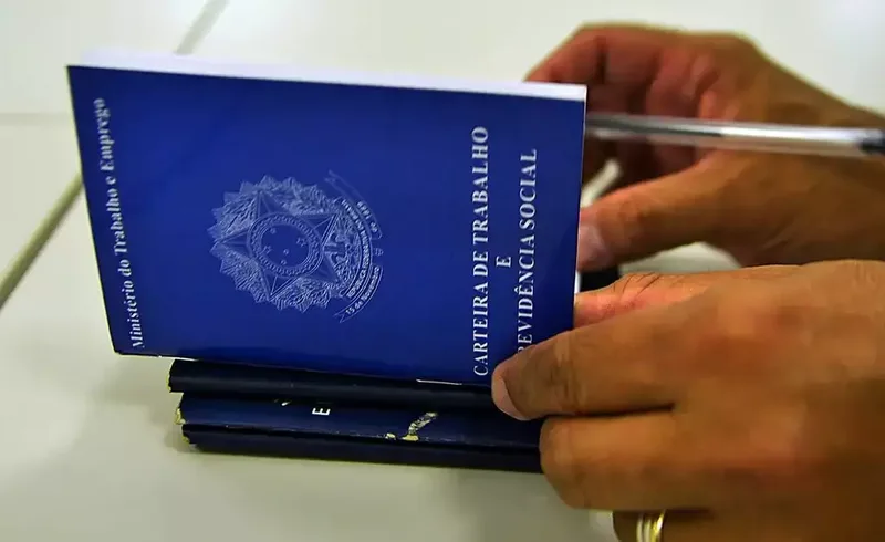 Justiça reconhece rescisão indireta após empresa deixar funcionária sem posto