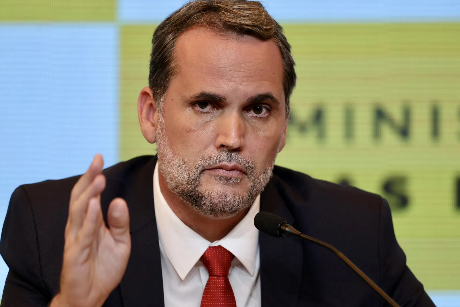 Orçamento de 2026 abre espaço para reajuste do Bolsa Família