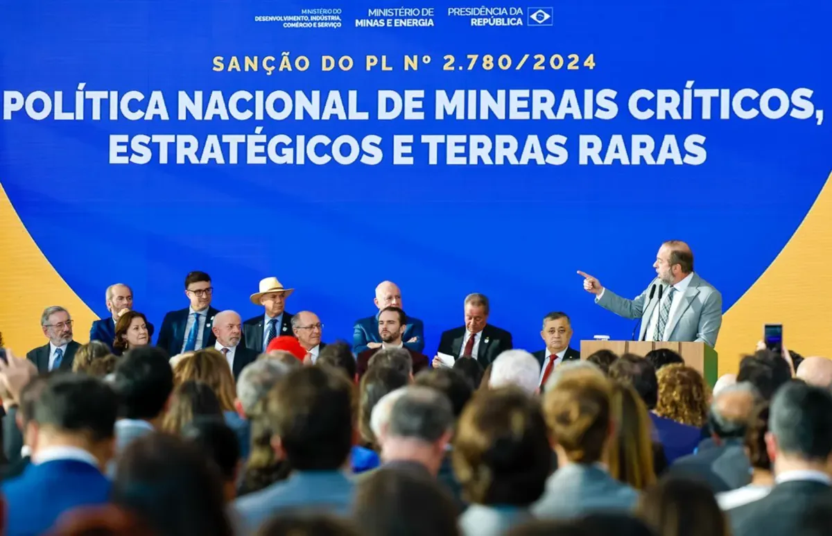 Política de minerais críticos mira refino, tecnologia e formação profissional no Brasil