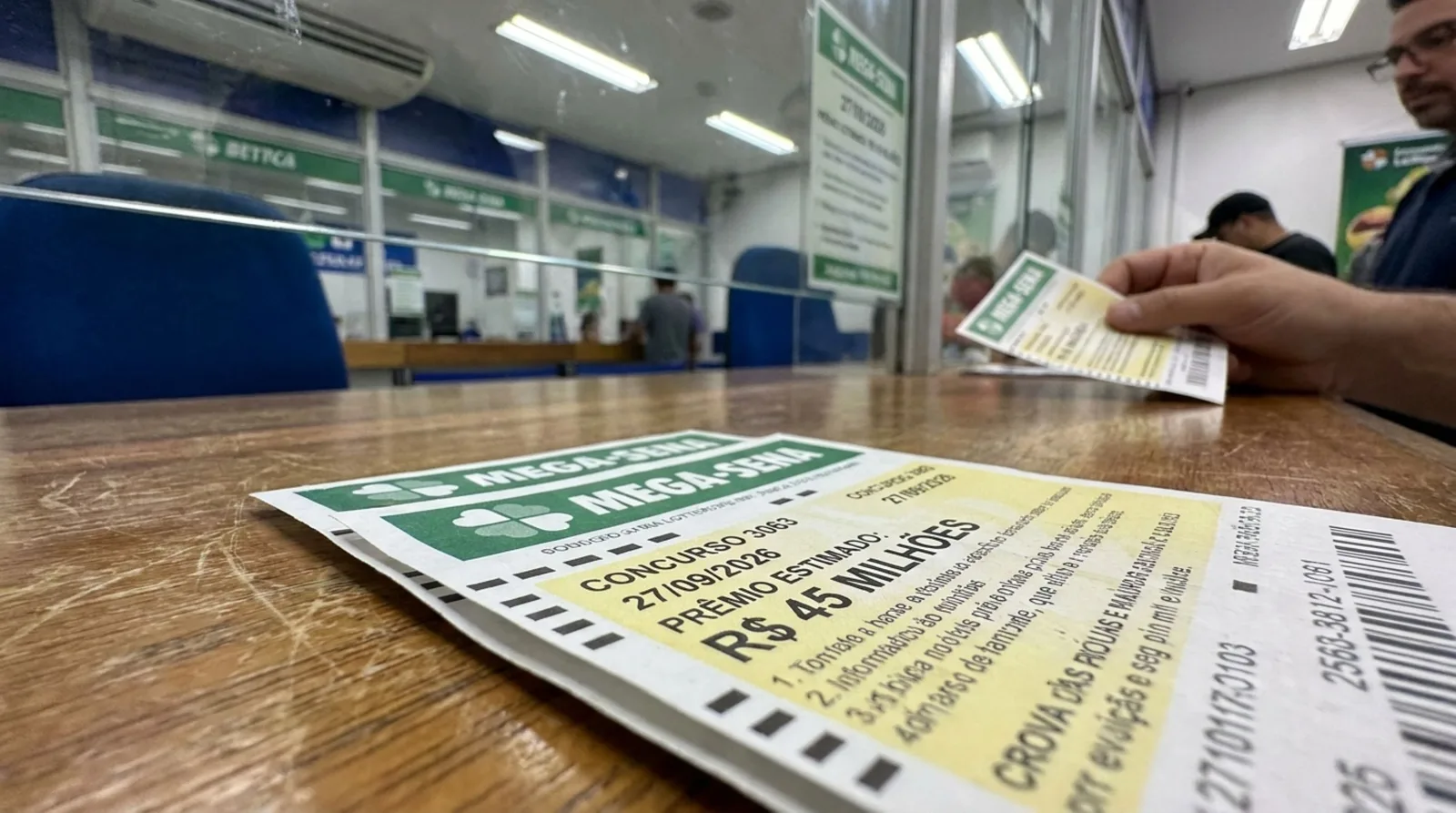 Mega-Sena sorteia R$ 45 milhões no domingo; aposta termina no sábado