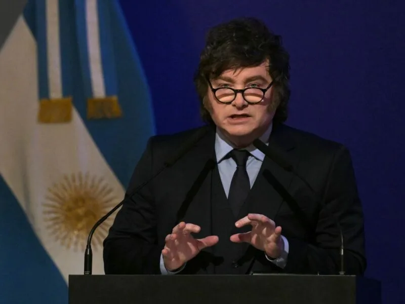Projeto de Milei prevê novas punições por exploração nas Malvinas