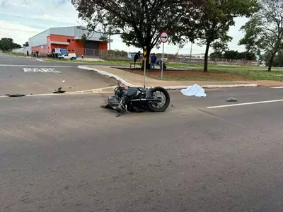 Motociclista de 67 anos morre em acidente com picape em Campo Grande