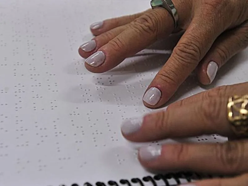 Tecnologias assistivas ampliam caminhos para a autonomia de pessoas com deficiência visual