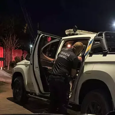 Homem é morto a tiros após avançar com facas contra motociclista em Campo Grande