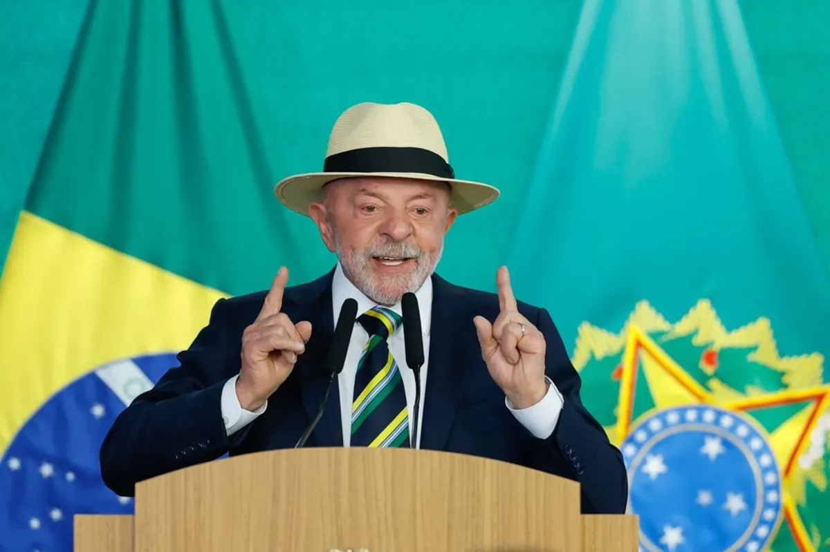 Lula sanciona fim do imposto sobre compras internacionais de até US$ 50