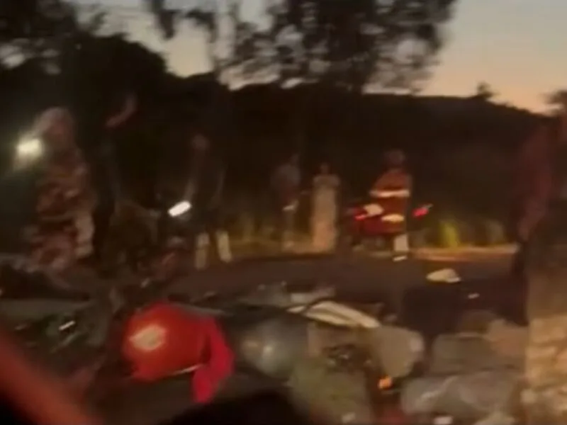 Três pessoas morrem após batida de motos na PE-177, em São João