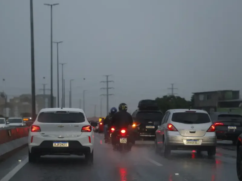 Previsão indica trovoadas e alertas de tempestade em várias regiões do país