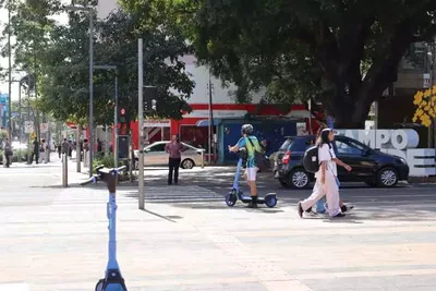 Campo Grande avalia manter patinetes elétricos após fase de teste