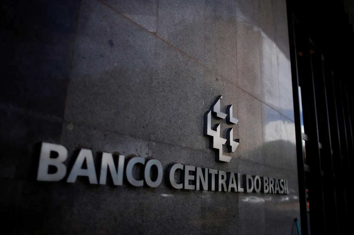 Juros de 14% elevam despesas financeiras de empresas para R$ 99,4 bilhões