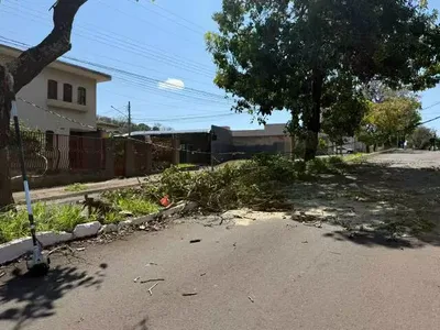 Motociclista fica ferido após bater em fio baixo em Campo Grande