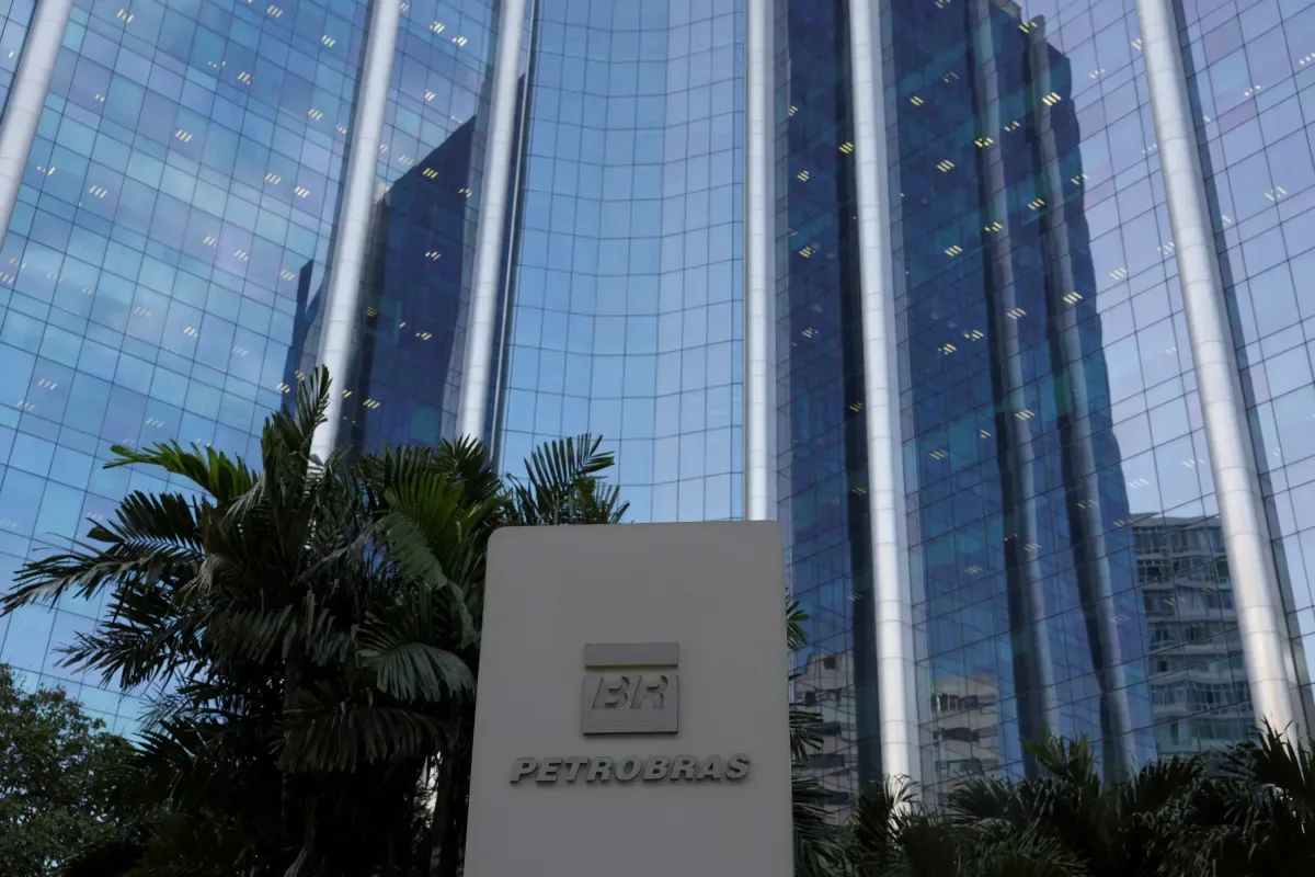 Petrobras mantém preço do diesel após adesão a novo programa