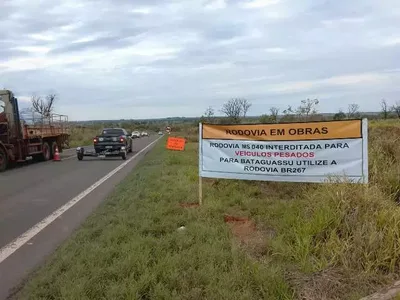 Bloqueio de pontes na MS-040 afeta produtores rurais em Santa Rita do Pardo