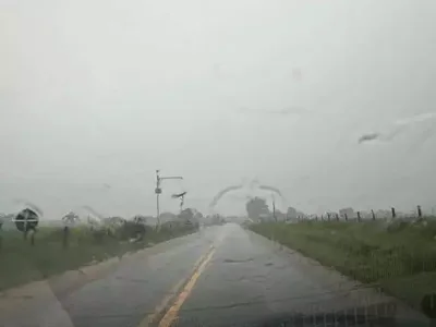 Santa Rita do Pardo tem rajadas de 77 km/h durante alerta de tempestade