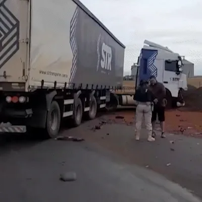 Colisão frontal em São Gabriel do Oeste mata três pessoas