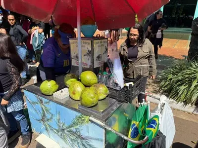 Ambulantes recuperam parte das perdas com desfile de 7 de Setembro em Campo Grande