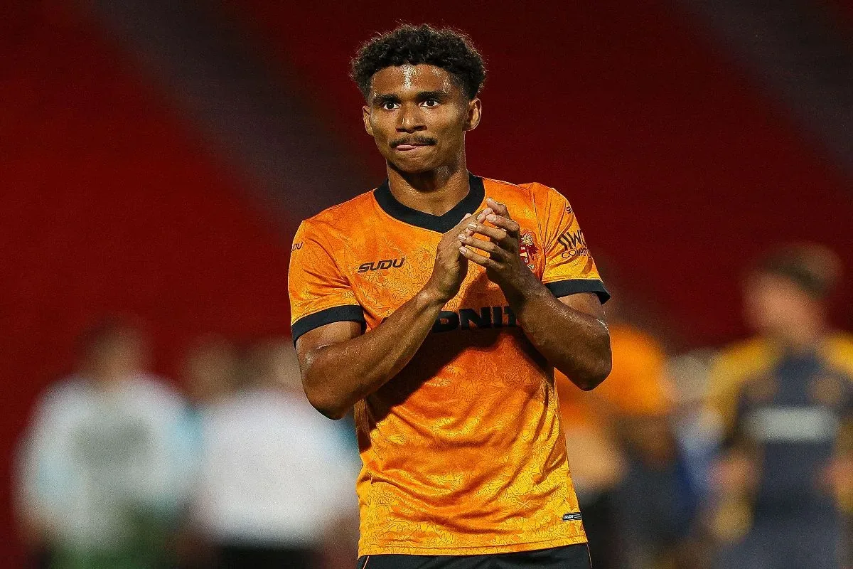 São Paulo fecha empréstimo de Pedro Lima, lateral do Wolverhampton