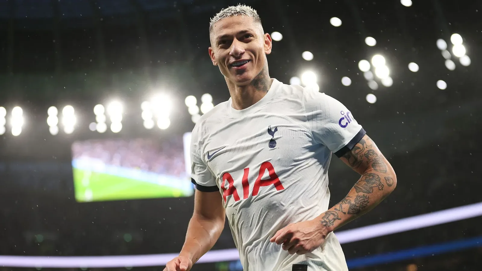 Interesse do Vasco por Richarlison esbarra em preço e preferência do atacante