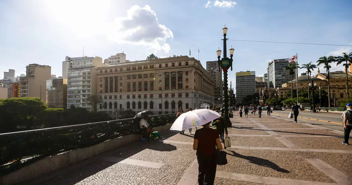 Onda de calor leva temperaturas acima de 40°C a áreas do Brasil