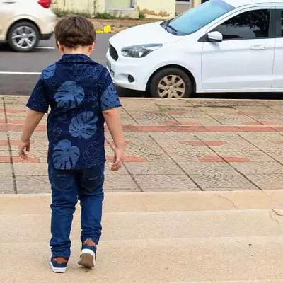 Réu é julgado em Campo Grande por morte de jovem baleada pelas costas