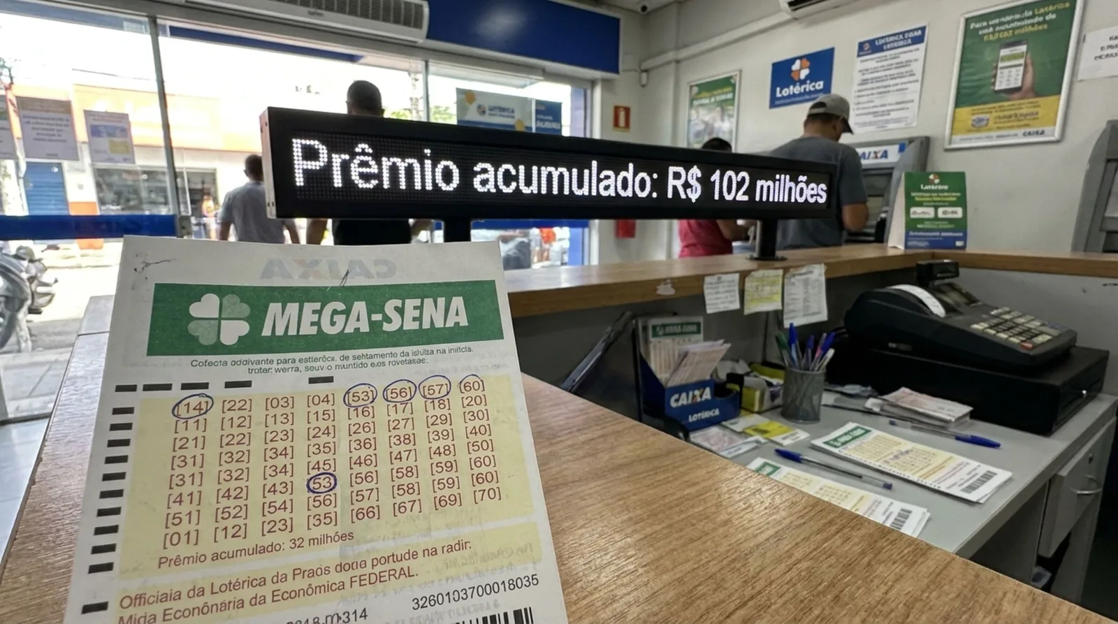 Mega-Sena acumula e próximo prêmio é estimado em R$ 102 milhões
