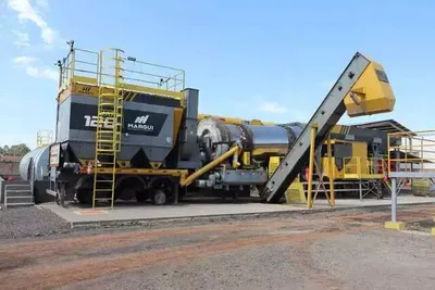 Usina de asfalto amplia produção para reforçar tapa-buracos em Campo Grande