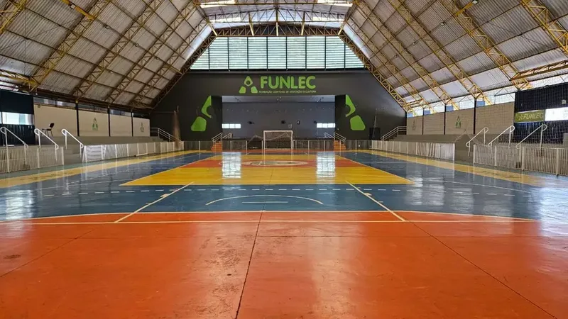 Torcedor morre após mal súbito durante campeonato de vôlei em Campo Grande