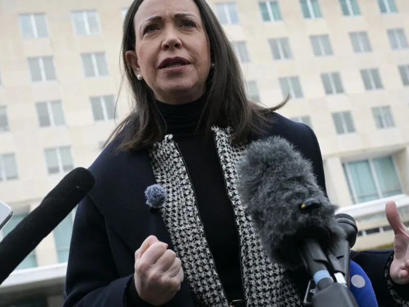 Mobilização na Venezuela cobra volta de María Corina Machado ao país
