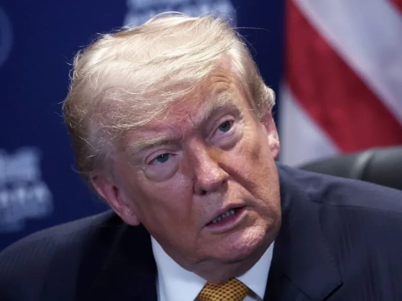 Trump diz que não vai frear IA e prevê cautela em casos de segurança