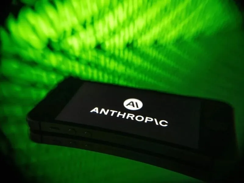Anthropic assume compromisso de reduzir avanço da IA se houver risco