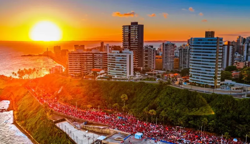 Serviços e São Paulo puxam avanço do emprego formal em 2026