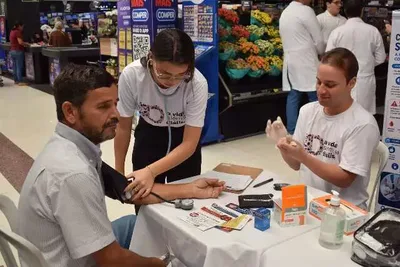 Abrec promove ação sobre saúde dos rins e transplantes em Campo Grande