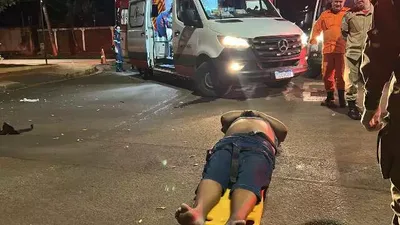 Motorista é preso após atropelar duas pessoas em frente a espetaria